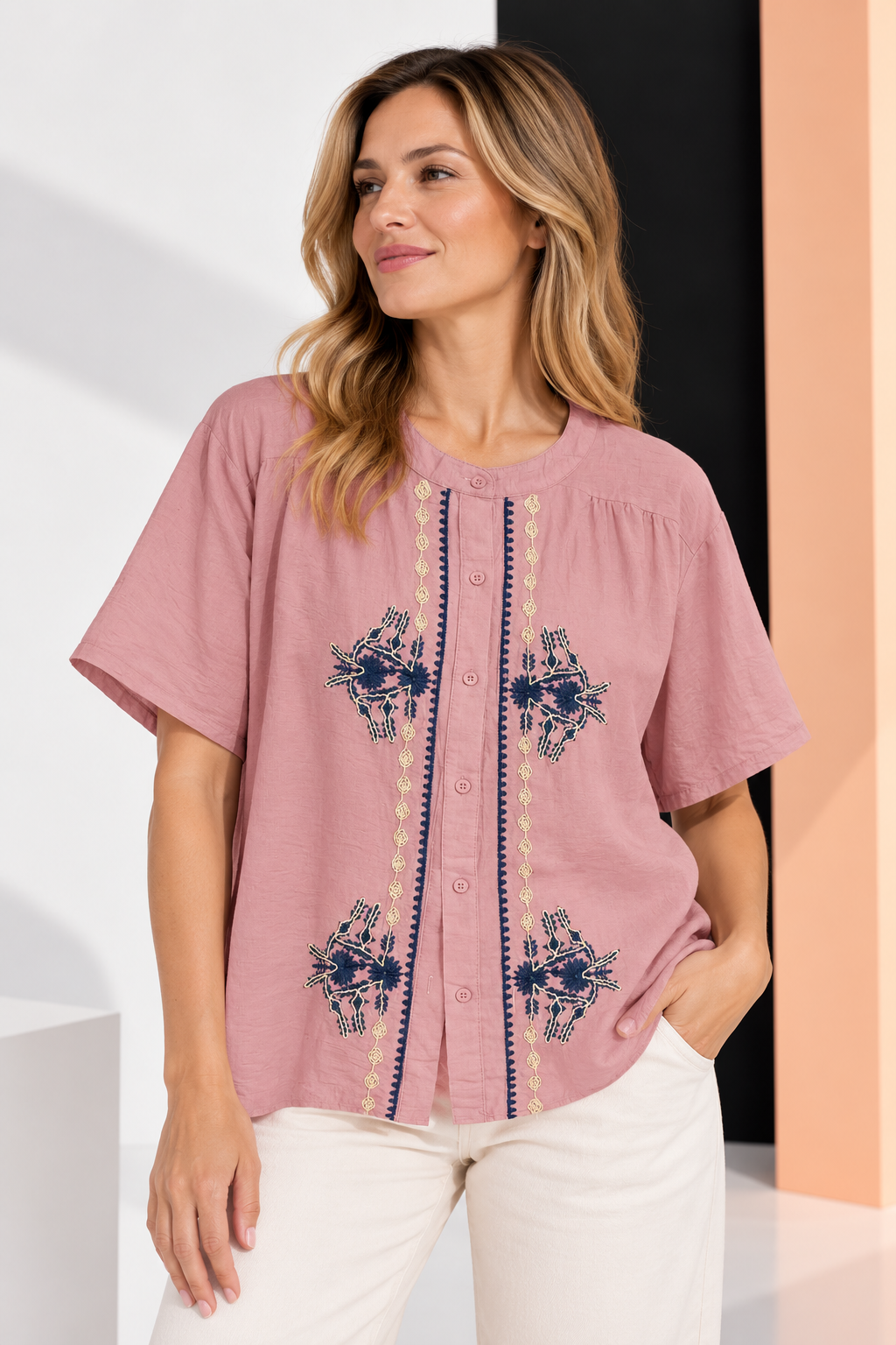 Camisa Manga Corta con Bordado Étnico
