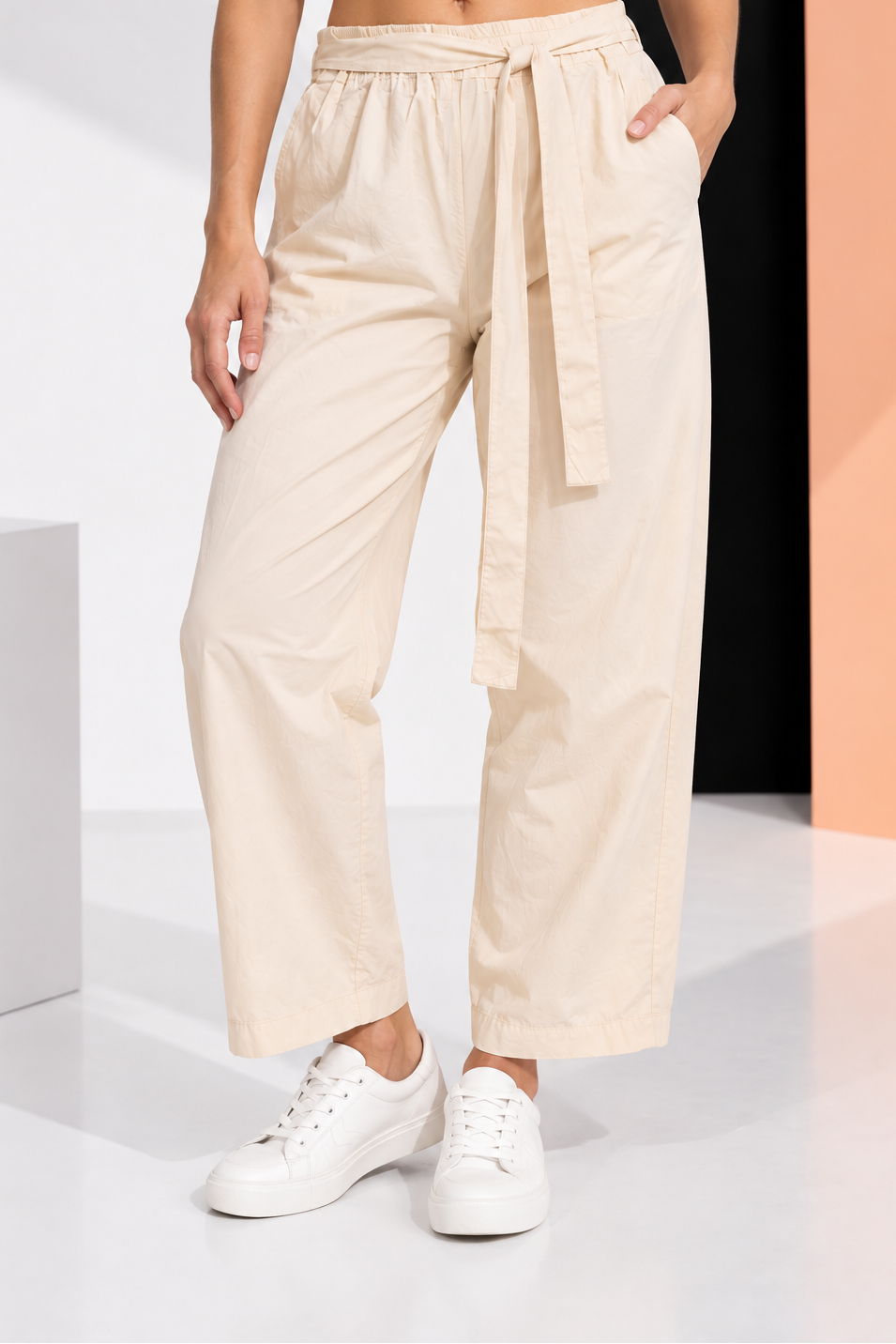 Pantalón Recto con Lazo Ajustable
